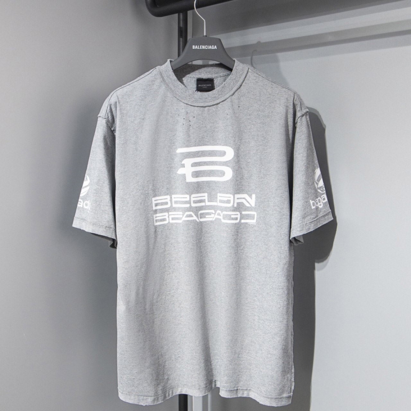 Ba*len*cia*ga t-shirts